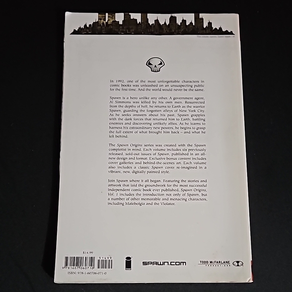 Spawn Origins Collection Volume 1 Graphic Novel - Picture 3 of 7